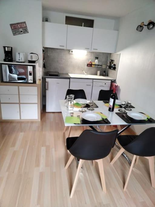 Appartement Dans Une Residence Calme 생라리술랑 외부 사진